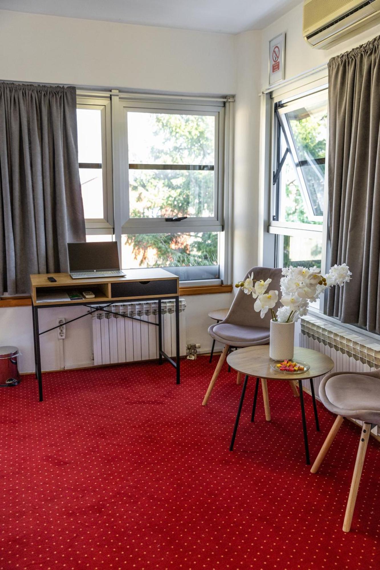 Olimpus Apartmani Bd Banjaluka 巴尼西卢卡 外观 照片